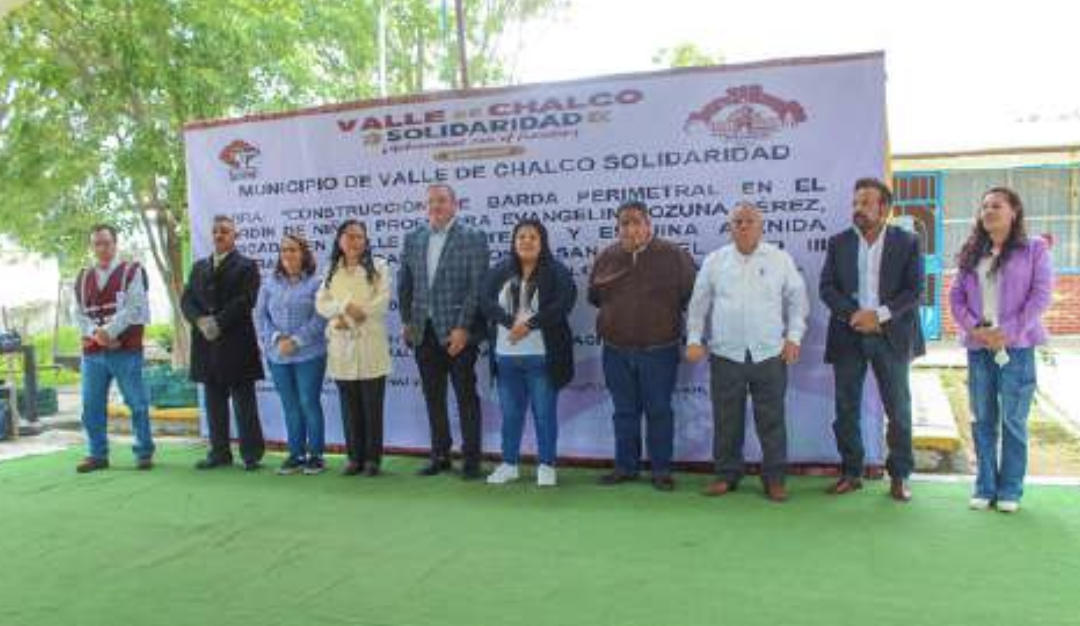 BANDERAZO DE INICIO DE CONSTRUCCIÓN DE BARDA PERIMETRAL EN EL PREESCOLAR "PROFA. EVANGELINA OZUNA PÉ