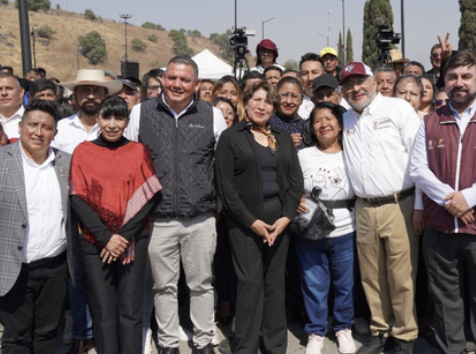 Entregan obra de mejoramiento urbano en la calle Rosario en Valle de Chalco